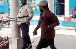 खनन माफियाओं ने मुखबिरी के शक में युवक को खंभे से बांधकर बेरहमी से पीटा