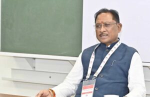 मुख्यमंत्री ने मुलाकात के दौरान दंतेवाड़ा के युवा उद्यमियों को किया प्रोत्साहित:आईआईएम में दंतेवाड़ा के 50 युवा उद्यमी ले रहे हैं प्रशिक्षण