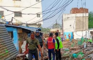 खंडवा में अतिक्रमण पर जारी प्रशासन की कार्रवाई, 98 घरों को जमींदोज कर दिया गया