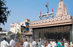 शनि शिंगणापुर मंदिर ट्रस्ट ने 114 मुस्लिम कर्मचारियों को नौकरी से निकाला, जानें क्या है मामला?