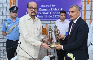 राज्यपाल ने एक पेड़ माँ के नाम अभियान के अंतर्गत मौलका पौधा रोपित कर पर्यावरण संरक्षण का संदेश दिया