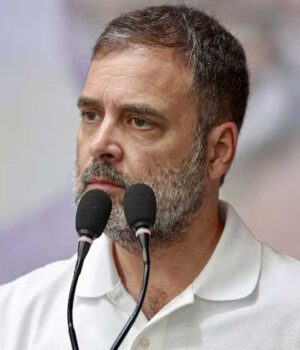 Rahul_Gandhi153_3-4.jpg