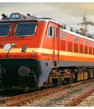 train-8.jpg