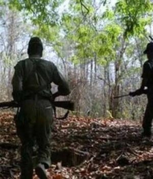 naxalites3-3.jpg