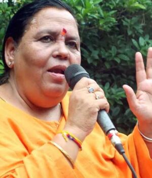 uma_bharti_70_3.jpg