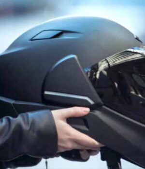 helmet.jpg