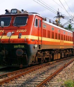 train-6.jpg