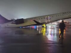 न्यूयॉर्क एयरपोर्ट पर एयर कनाडा विमान और फायर ट्रक की टक्कर, 4 घायल