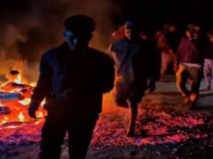 होलिका दहन के बाद अंगारों की परीक्षा: अंबिकापुर की परंपरा ने सबको किया हैरान