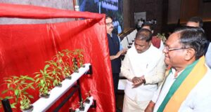 वन आधारित अर्थव्यवस्था को बढ़ावा देने पर फोकस: वन मंत्री कश्यप का अधिकारियों को निर्देश