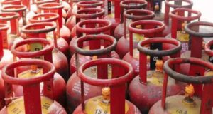 अपर मुख्य सचिव शमी का निर्देश: घरेलू उपभोक्ताओं को समय पर मिले गैस सिलेंडर