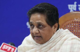 मायावती का हमला: ‘कांग्रेस ने महिला आरक्षण का वादा नहीं निभाया’, सपा को भी लपेटा