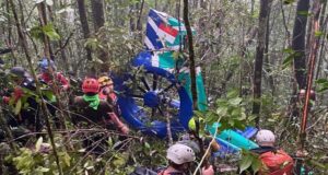 इंडोनेशिया हेलीकॉप्टर दुर्घटना: लापता विमान का मलबा मिला, सभी 8 यात्री मारे गए