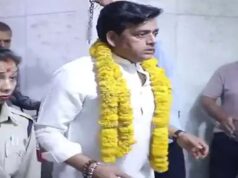 महाकाल के मंदिर में सांसद रवि किशन: भस्म आरती के बाद किए दिव्य दर्शन, गोरखपुर के लिए मांगी खुशहाली