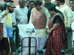 डॉ. मोहन यादव ने खरीदी केंद्र पर किया अचानक दौरा, किसानों से चाय पर चर्चा, CM ने पूछे भुगतान और तौल के सवाल