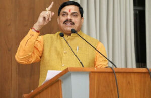 PM मोदी पर खड़गे की टिप्पणी को लेकर सीएम मोहन का हमला, माफी मांगने की कही कांग्रेस अध्यक्ष से अपील