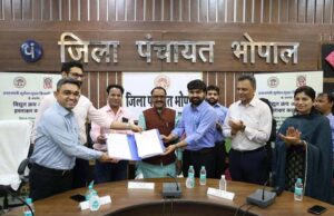 सरकारी इमारतों में सोलर पैनल लगाने की पहल तेज, मंत्री शुक्ला बोले- लोगों को करना होगा जागरूक