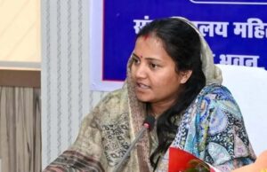 पीड़ितों को मिली राहत: मंत्री लक्ष्मी Rajwade के प्रयास से वितरित हुआ मुआवजा