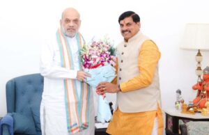 मंत्रियों की रिपोर्ट कार्ड के बीच CM ने की अमित शाह से मुलाकात, जल्द हो सकता है बड़ा फेरबदल