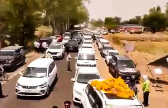 काफिला निकालना पड़ा महंगा! BJP नेता के वित्तीय अधिकार निरस्त, कारण बताओ नोटिस थमाया गया