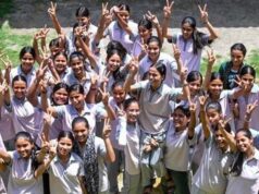 छत्तीसगढ़ 10वीं रिजल्ट: सरकारी स्कूलों का दबदबा, 81% टॉपर्स; 13 जिलों में से 5 में गर्ल्स ने मारी बाजी