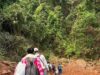 दुर्गम रास्तों को पार कर स्वास्थ्य अमला पहुंचा गांव, सैकड़ों लोगों को मिला उपचार