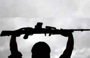 20 लाख का इनामी माओवादी नरहरि पत्नी सहित सरेंडर, संगठन में मचा हड़कंप