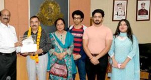 पुलिस महानिदेशक ने सभी को स्मृति चिन्ह भेंट कर किया सम्मानित अनुभव और समर्पण की विरासत को नई पीढ़ी के लिए आगे बढ़ाए : डीजीपी कैलाश मकवाणा