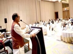 “पूरी ताकत से काम में जुटें अधिकारी: मंत्री शुक्ला ने दिए निर्देश”