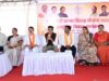 वित्त मंत्री ओ.पी. चौधरी ने नवविवाहित जोड़ों को दिया आशीर्वाद