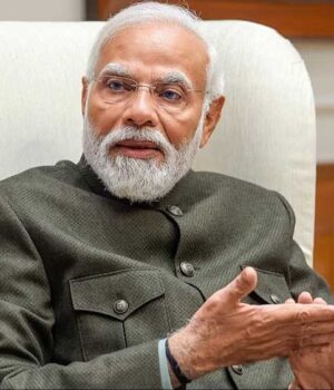 modi_155_1.jpg