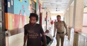 रतलाम के डायल-112 हीरोज सड़क दुर्घटना में घायल 02 व्यक्तियों को त्वरित सहायता से पहुँचाया अस्पताल