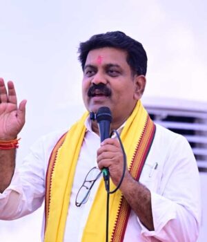 sHARMA_01.jpg