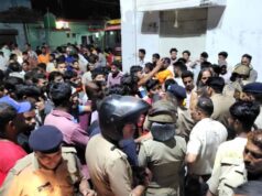 आरोपियों की गिरफ्तारी की मांग पर प्रदर्शन तेज, विकासनगर में बुलडोजर कार्रवाई शुरू