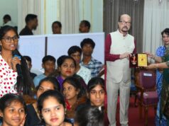 समाज सेवा से ही जीवन सार्थक, राज्यपाल रमेन डेका ने युवाओं को दिया प्रेरक संदेश