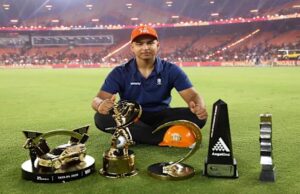 सिर्फ 15 साल की उम्र और खेल दिग्गजों वाला! वैभव सूर्यवंशी ने IPL 2026 में बनाए बल्लेबाजी के नए मानक