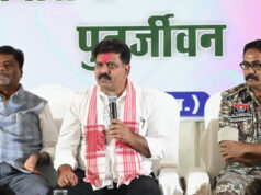 बस्तर में पुनर्वासित युवाओं से संवाद, उपमुख्यमंत्री विजय शर्मा और मंत्री केदार कश्यप ने बढ़ाया हौसला