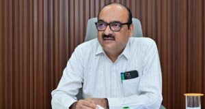 विभागीय योजनाओं की प्रगति पर मुख्य सचिव की नजर, अधिकारियों को दिए आवश्यक निर्देश