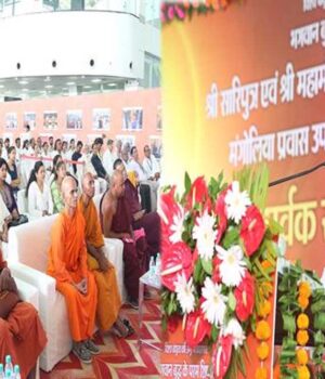 BUDH_01.jpg