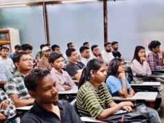 CM साय ने UPSC प्रीलिम्स क्वालिफाई करने वाले ट्राइबल यूथ हॉस्टल के छात्रों का किया सम्मान