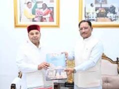 छत्तीसगढ़ के CM विष्णुदेव साय से मिले कर्नाटक के राज्यपाल थावरचंद गहलोत, समसामयिक विषयों पर किया विचार-विमर्श