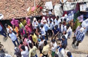 धमतरी में 50+ घरों को खाली करने का नोटिस, विरोध में उतरे ग्रामीण; राजस्व टीम घिरी