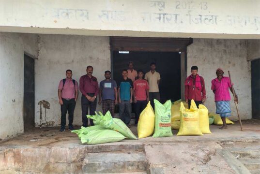 खाद, बीज और कृषि ऋण की बेहतर व्यवस्था से किसानों को मिल रहा आर्थिक संबल