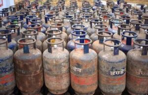 आम आदमी को बड़ा झटका! LPG सिलेंडर के दाम दोगुने, लगातार 7वीं बार हुई बढ़ोतरी, देखें नई कीमतें