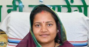 महिला एवं बाल विकास विभाग में साड़ी खरीदी की केंद्रीकृत खरीदी व्यवस्था समाप्त करने का ऐतिहासिक निर्णय