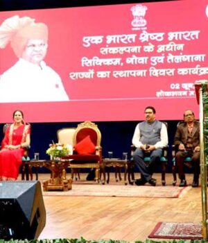 RAJYAPAL_01.jpg