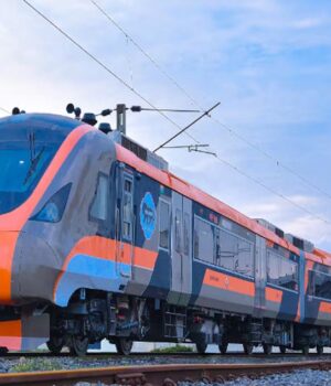 Vande_Bharat_Express_73_1.jpg