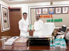 महिलाओं की मेहनत को मिला सम्मान, उप मुख्यमंत्री अरुण साव को सौंपा गया विशेष चावल का उपहार