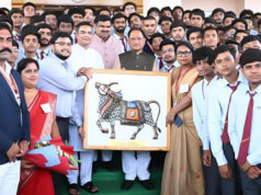 लोकतंत्र की पाठशाला बना रायपुर विधानसभा परिसर, शकुंतला विद्यालय के छात्रों ने समझी सदन की कार्यप्रणाली