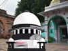 भोजशाला: जेसीबी से तैयार हुए दो वैकल्पिक स्थल, मस्जिद पक्ष का साफ इनकार- ‘निकट नहीं तो नमाज नहीं’